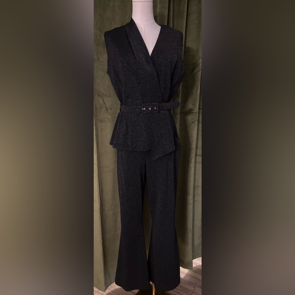 Chiara Boni Black shimmery Belted Flare Jumpsuit, US8 - Picture 5 of 12